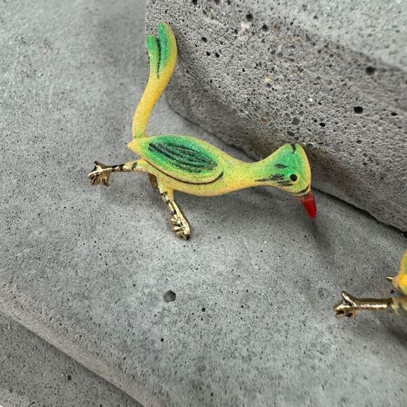 Handmade Enamel Bird Brooch Pin Set Multicolor Animal Aviary - Picture 3 of 4
